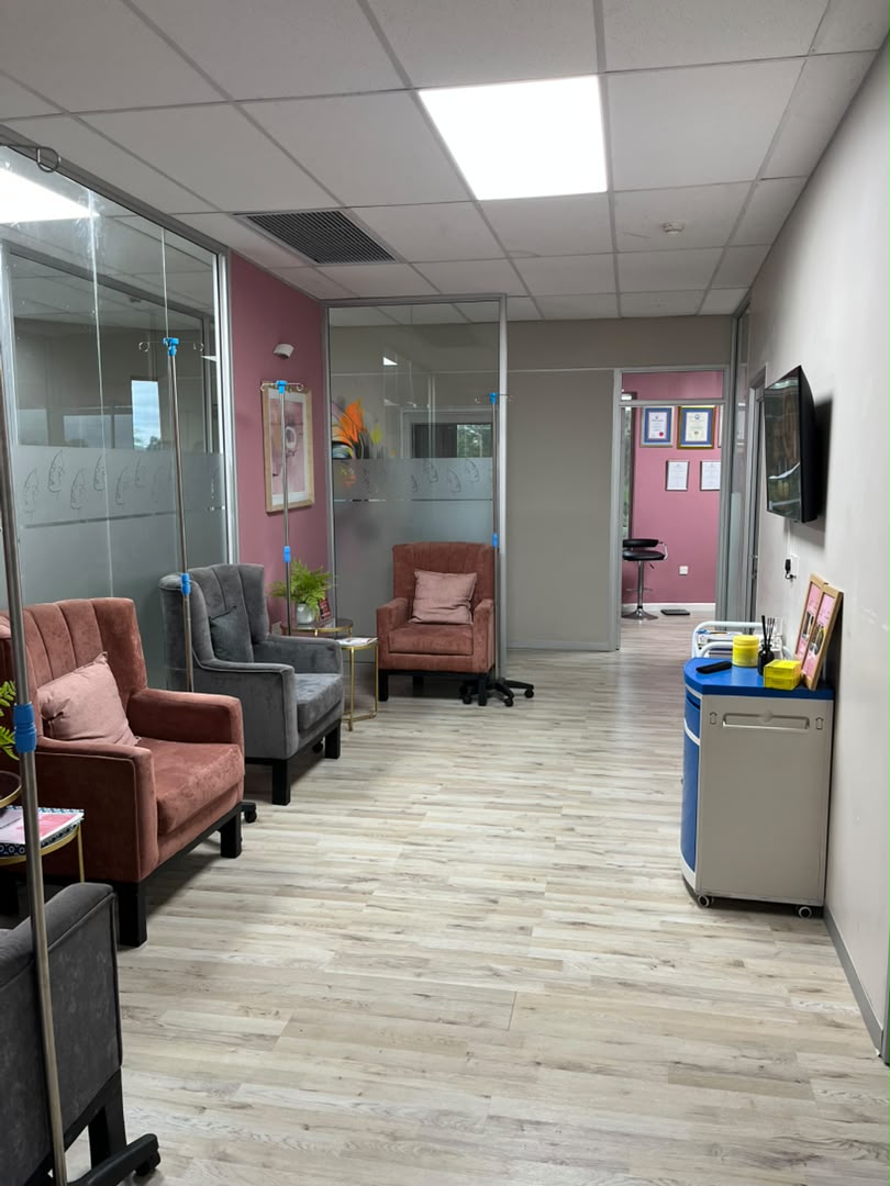 Treatment lounge